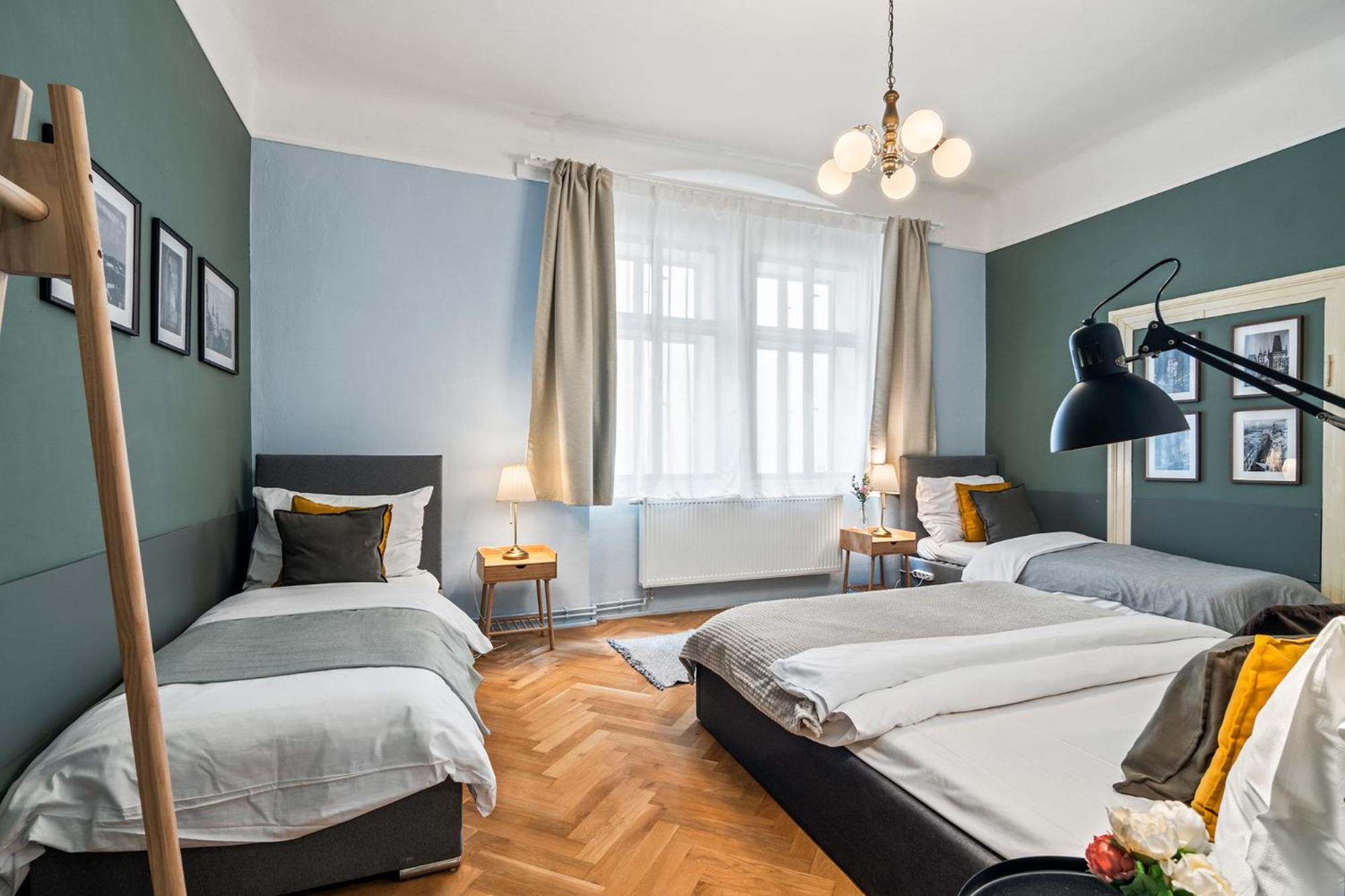 Charles Bridge Historical Apts By Michal&Friends Praga Exterior foto