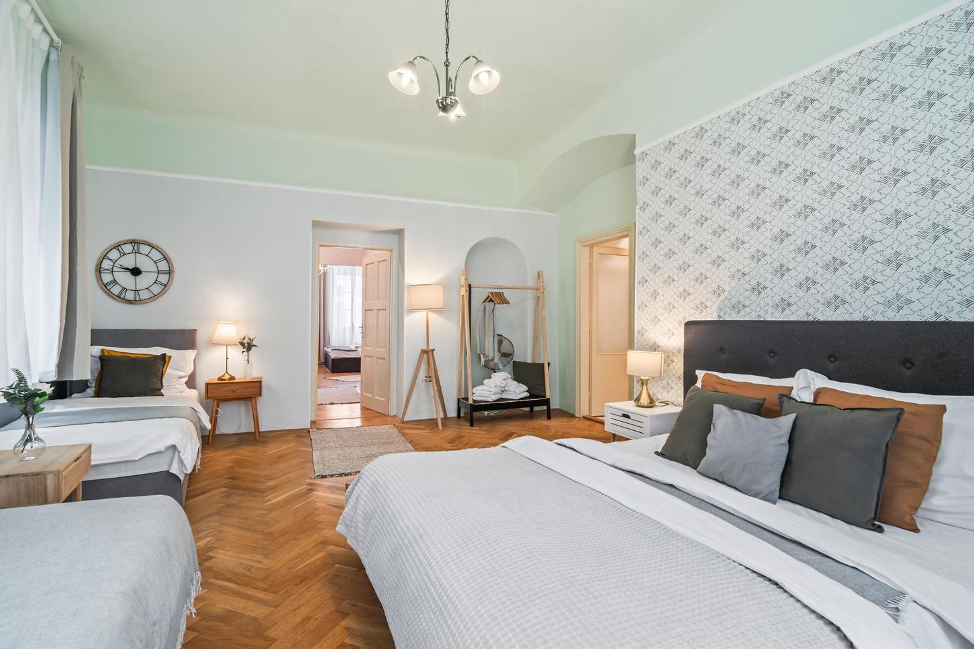 Charles Bridge Historical Apts By Michal&Friends Praga Exterior foto
