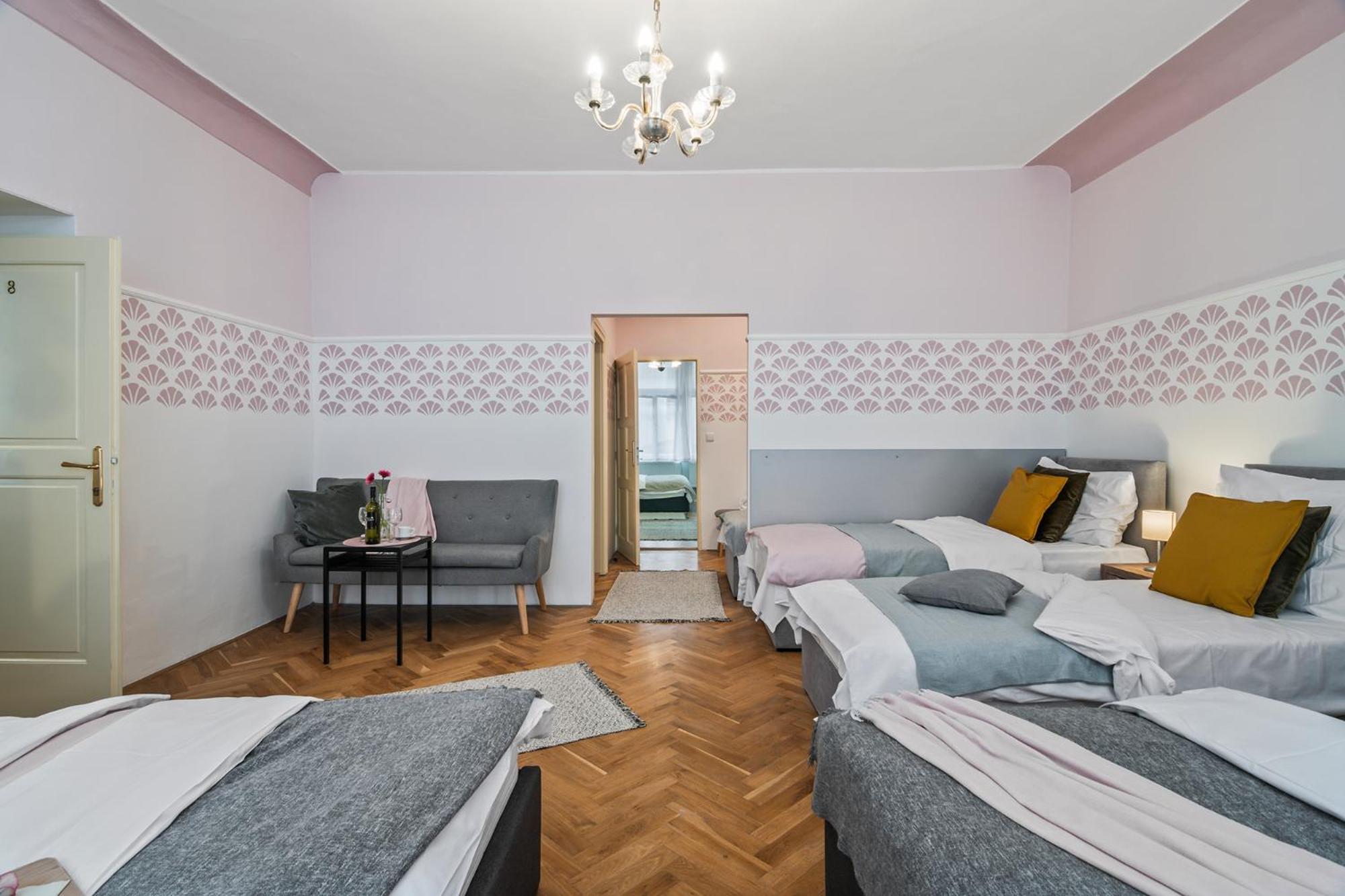 Charles Bridge Historical Apts By Michal&Friends Praga Exterior foto